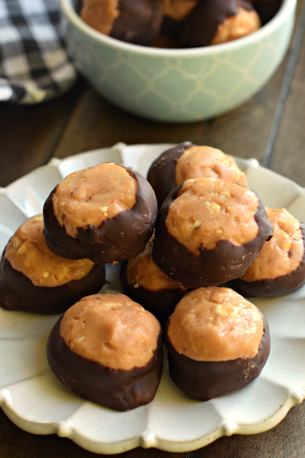 Low carb peanut butter buckeyes on a plate.