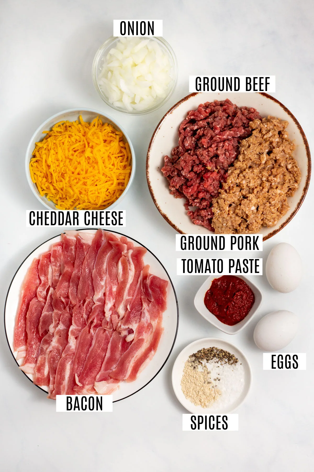 Ingredients needed for low carb meatloaf with bacon.