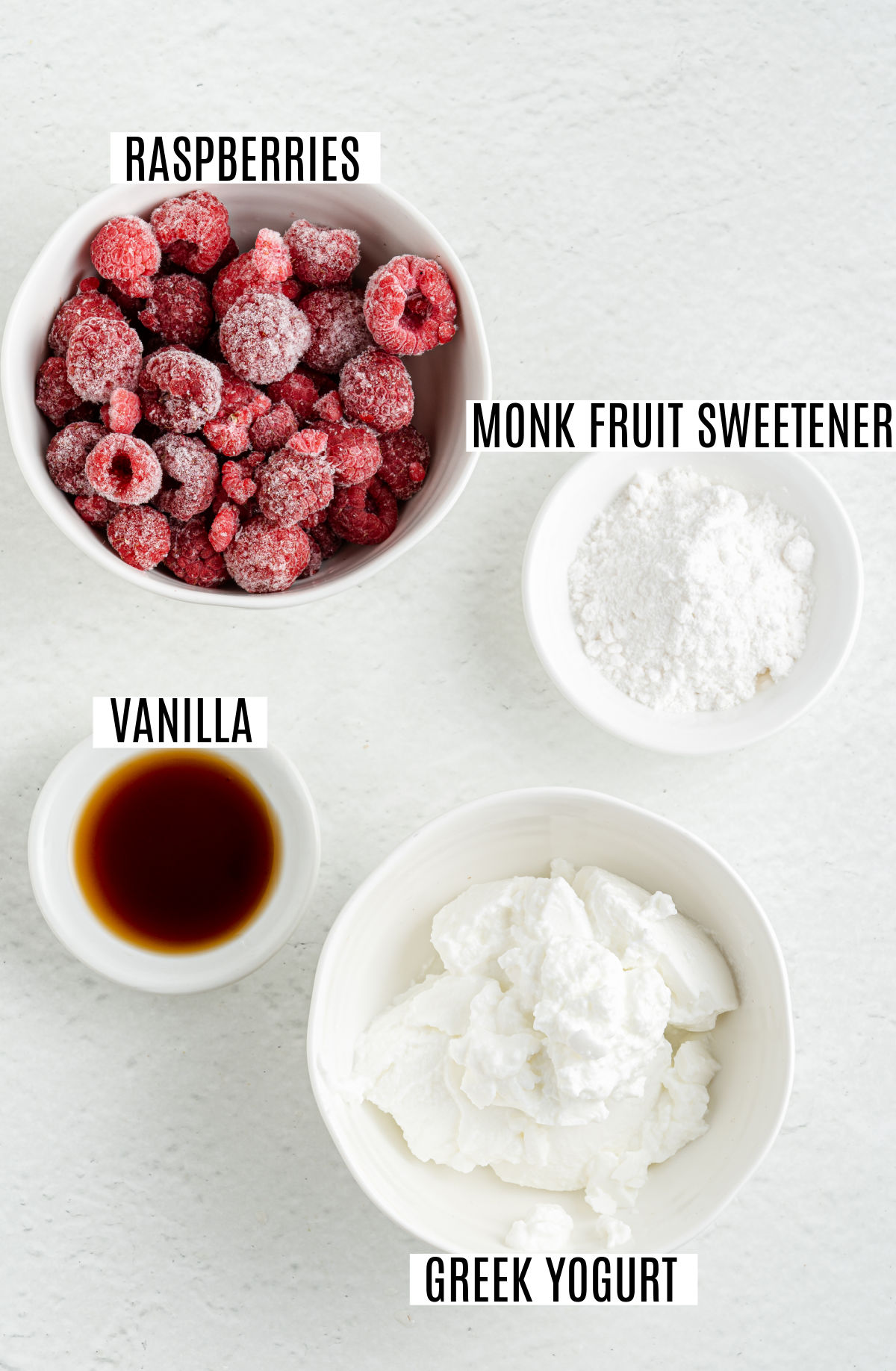 Ingredients needed to make yogurt popsicles.