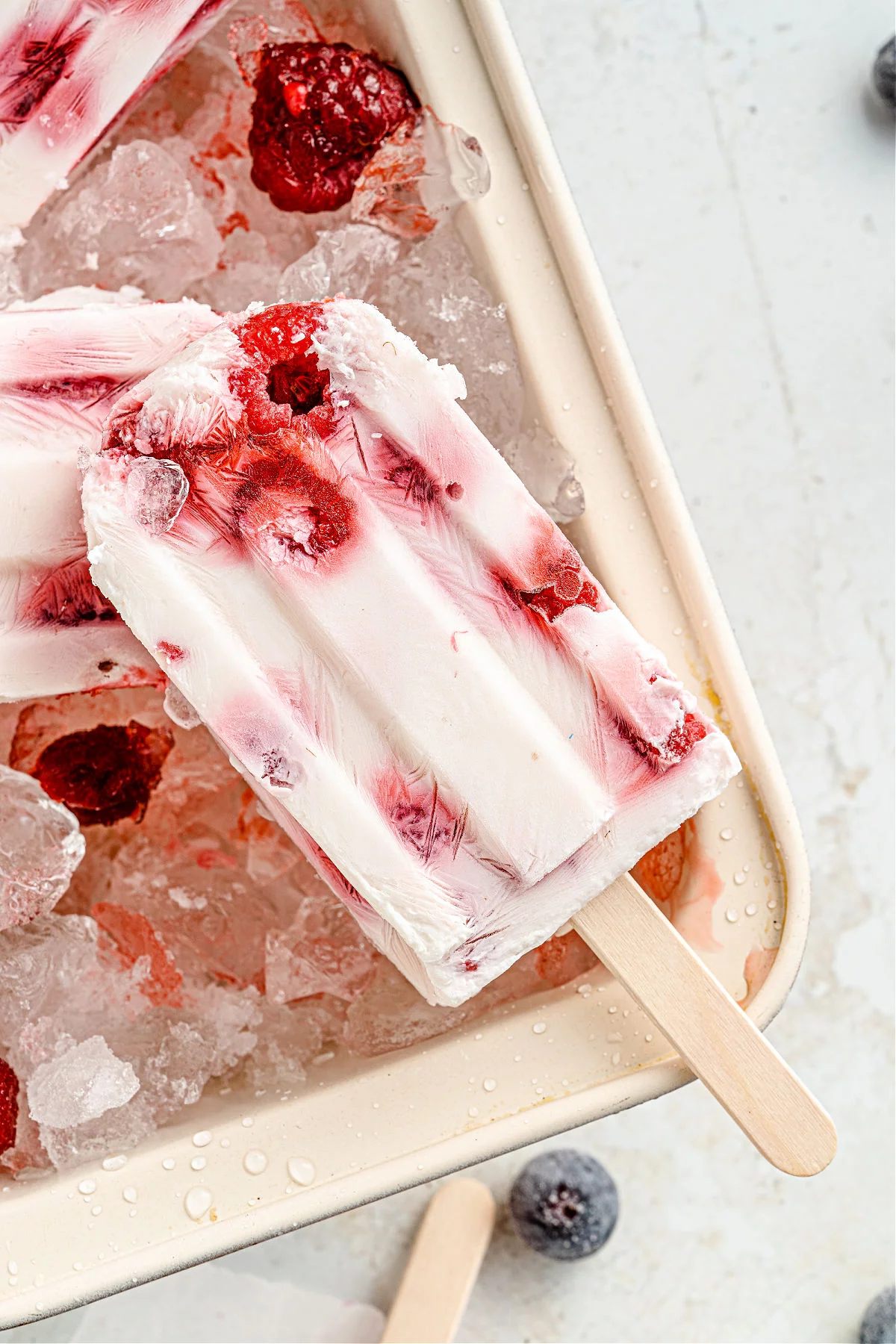 Easy Cake Batter Popsicles  Homemade 4-ingredient Ice Pops!