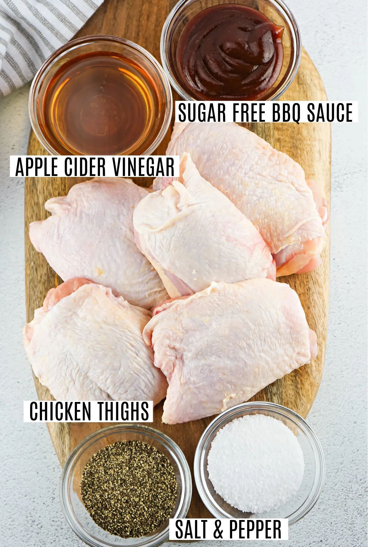 Ingredients needed to make sugar free bbq chicken thighs.